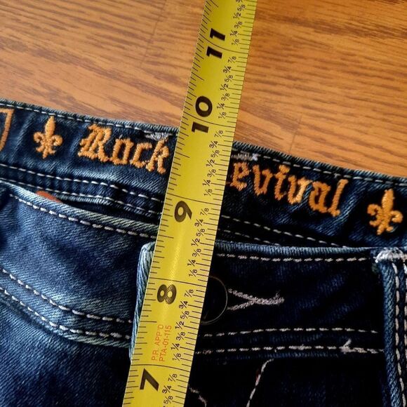 ROCK REVIVAL Lexi Super Skinny Jeans  BACKYARD BBQ! - Picture 15 of 16